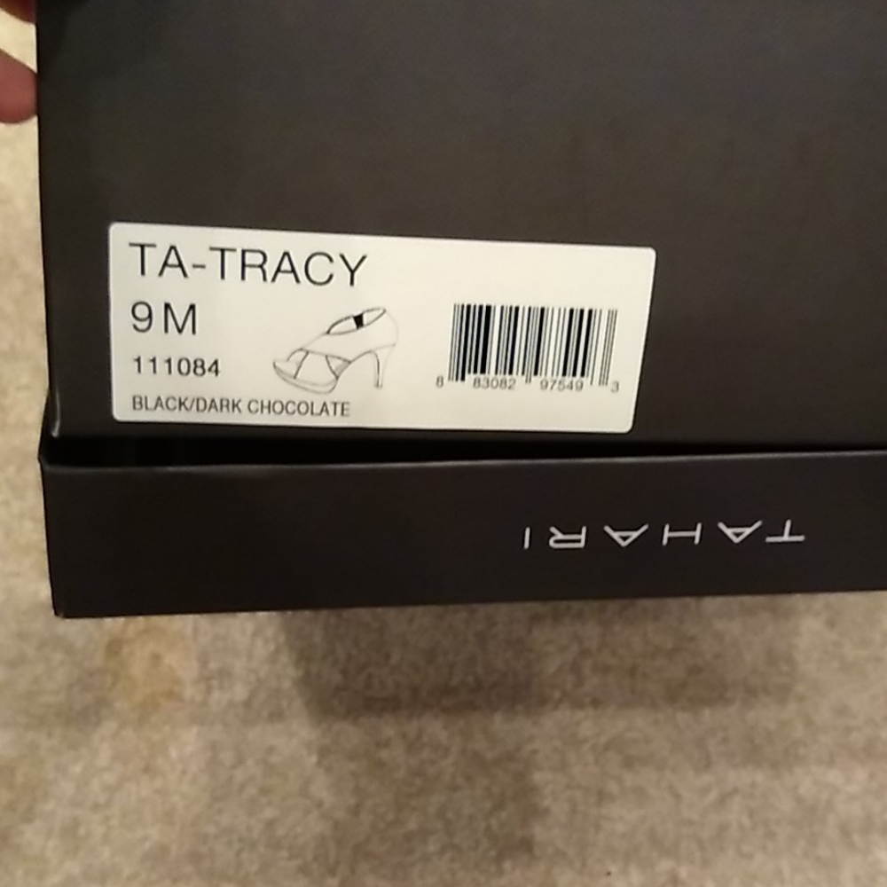 Tahari denim and leather heels, peep toe, blue, black, brown - Picture 5 of 11